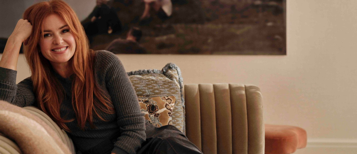 Η Isla Fisher μας ξεναγεί στο νέο της σπίτι στο Λονδίνο