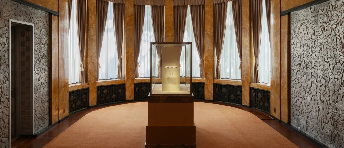 Ο οίκος Van Cleef & Arpels τιμά το Art Déco με μία μοναδική έκθεση στο Τόκιο