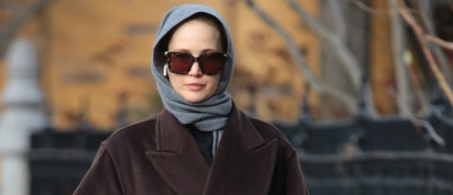 5 updated τρόποι για να φορέσετε το κασκόλ σας όπως οι fashionistas