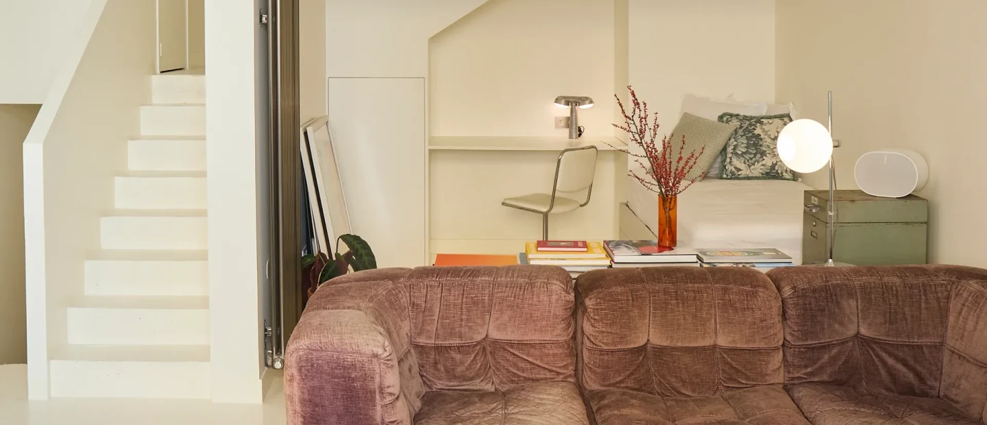 Αυτό το loft 45 τ.μ. στο Παρίσι αναδεικνύει τη μινιμαλιστική κομψότητα σε κάθε του εκατοστό