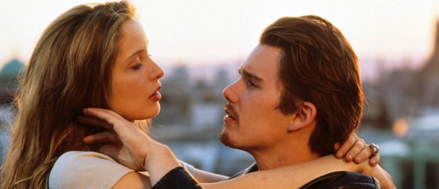 Τα τραγούδια που γεννήθηκαν μέσα από αληθινές ιστορίες αγάπης και μας αγγίζουν μέχρι σήμερα