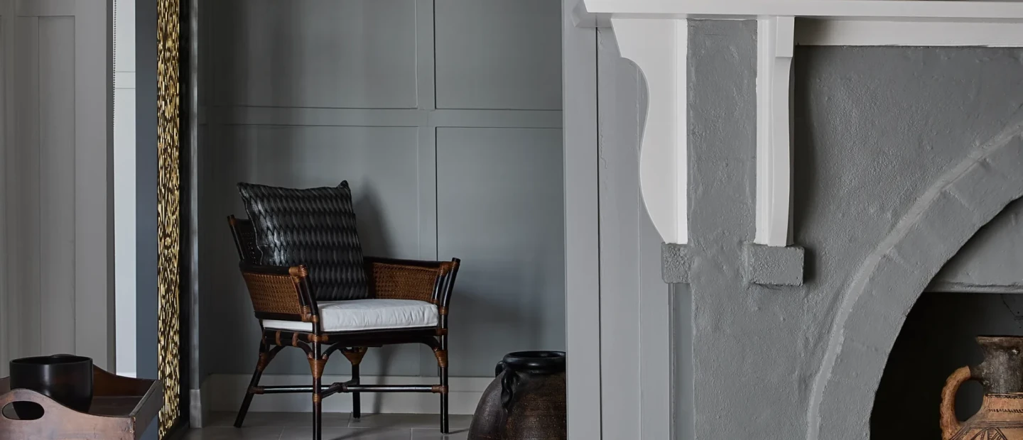 Το αγαπημένο χρώμα του Christian Dior ενέπνευσε την εσωτερική διακόσμηση σε αυτό το αυστραλιανό σπίτι