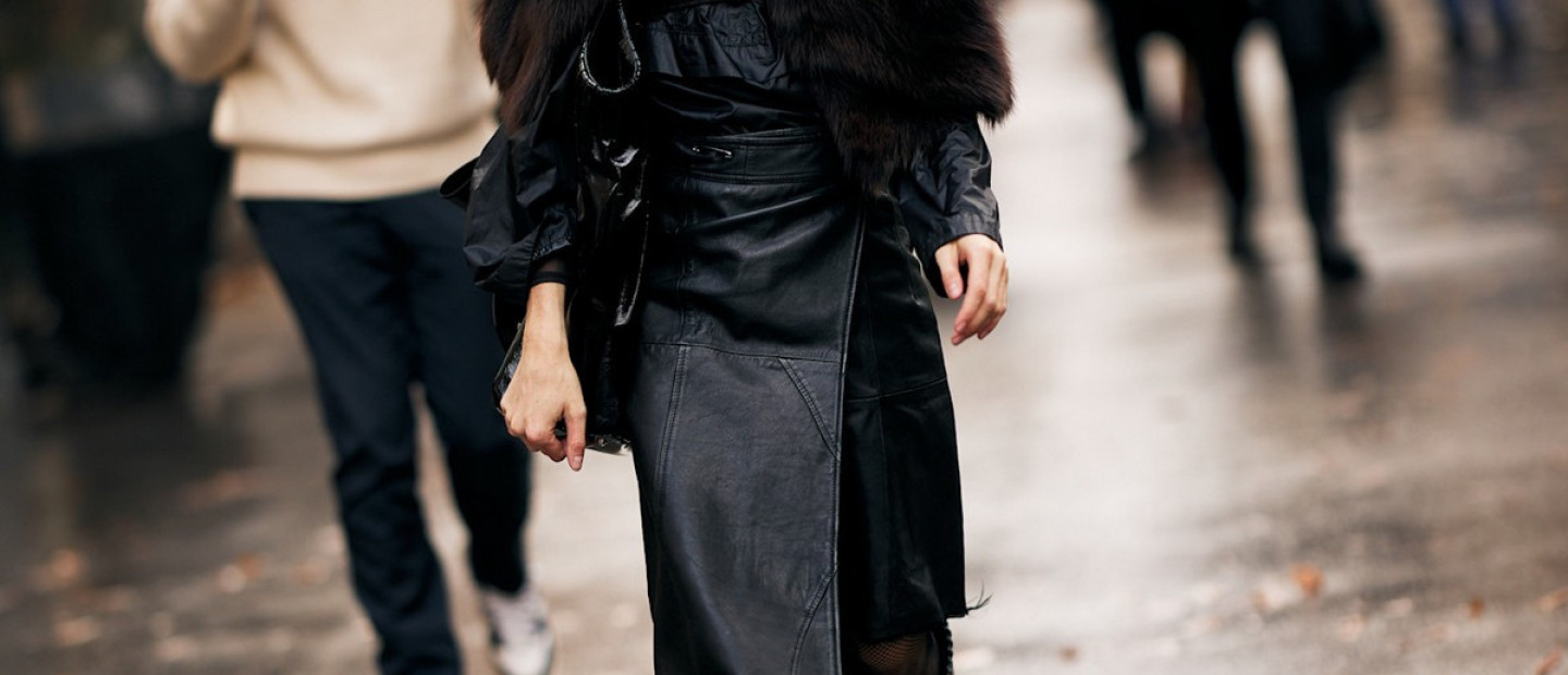 Οι δερμάτινες φούστες είναι ό,τι πιο hot θα συναντήσετε αυτήν τη στιγμή