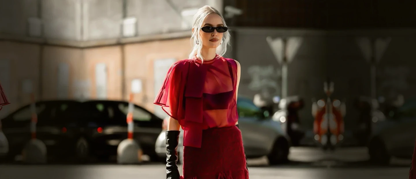 Τα πιο... κόκκινα fashion pieces, ιδανικά για τη σημερινή ημέρα