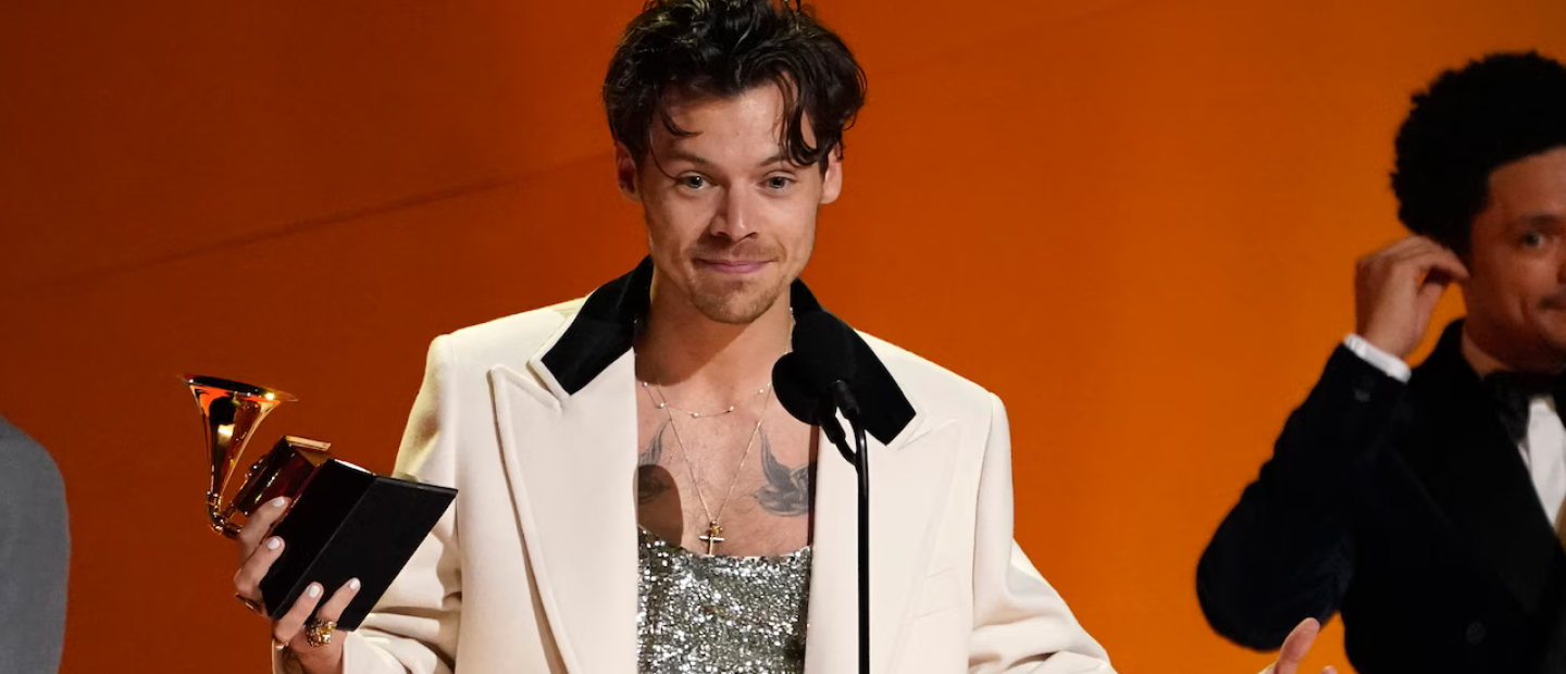 Ο Harry Styles και το cover από τους Fleetwood Mac που ακούμε σε επανάληψη