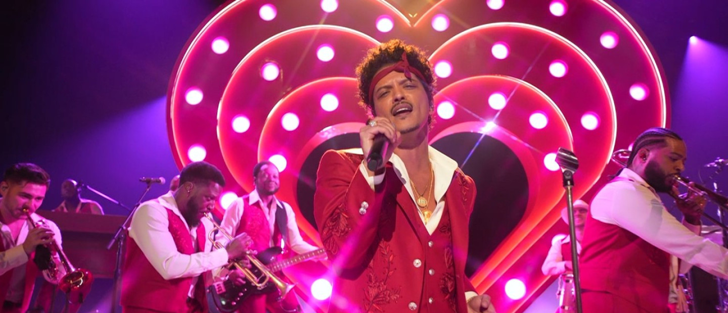 Η μαγική ερμηνεία του Bruno Mars στα Grammy Awards