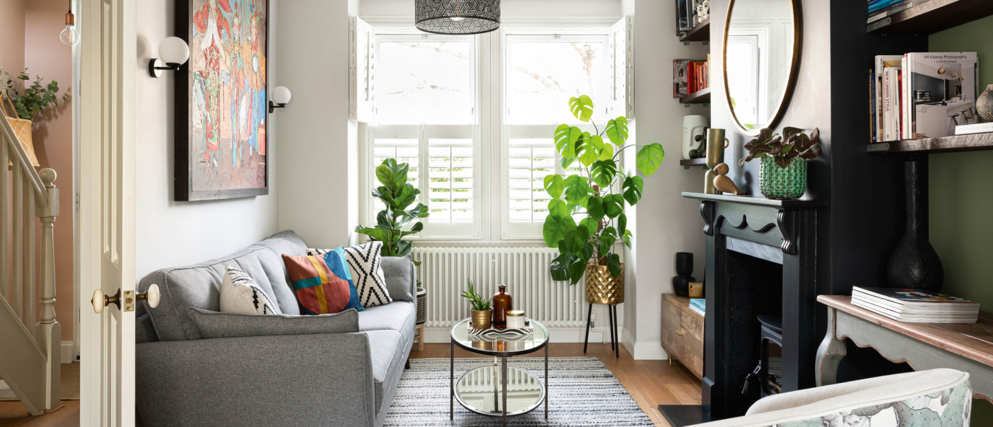 Η τέχνη του στενού σαλονιού και οι τρόποι που μπορούμε να το διακοσμήσουμε