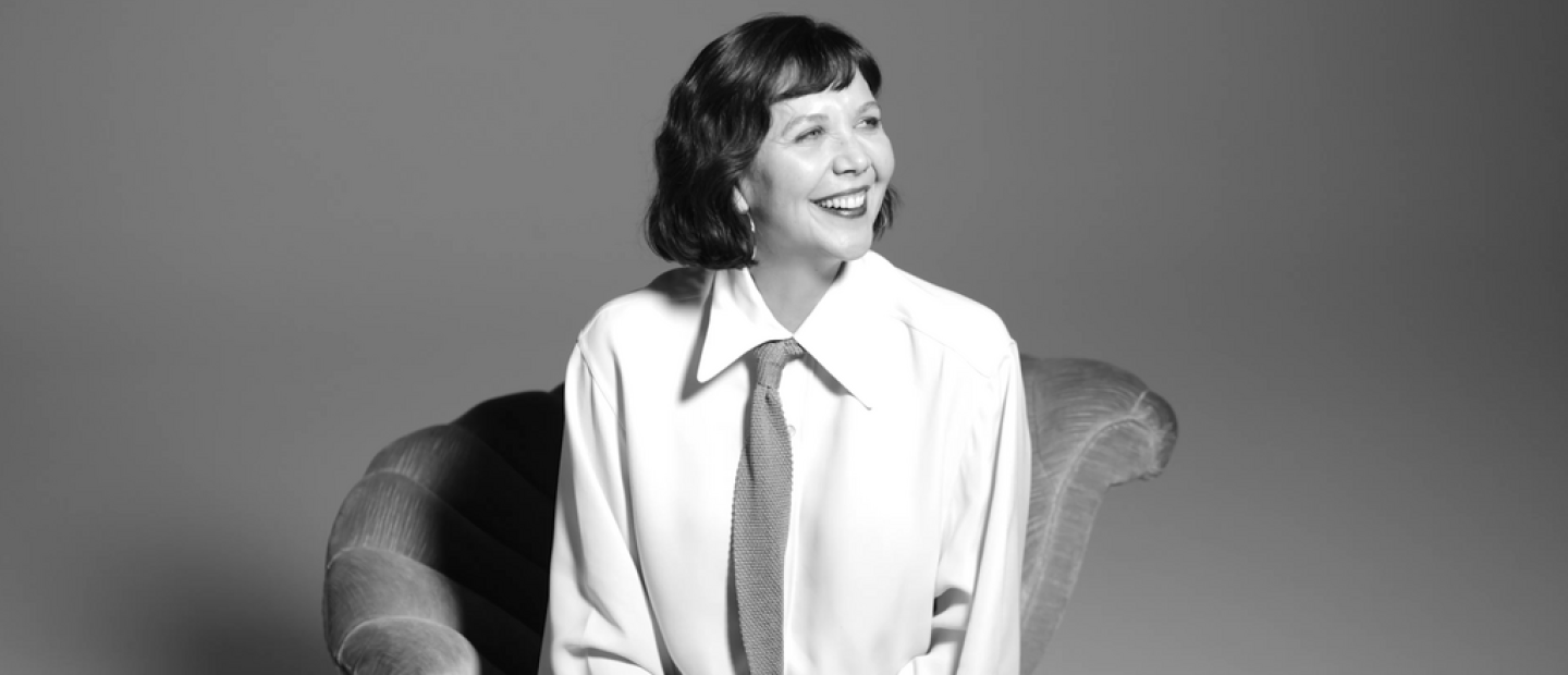Η Maggie Gyllenhaal μαντεύει και μιλάει για τα τραγούδια που τη διαμόρφωσαν
