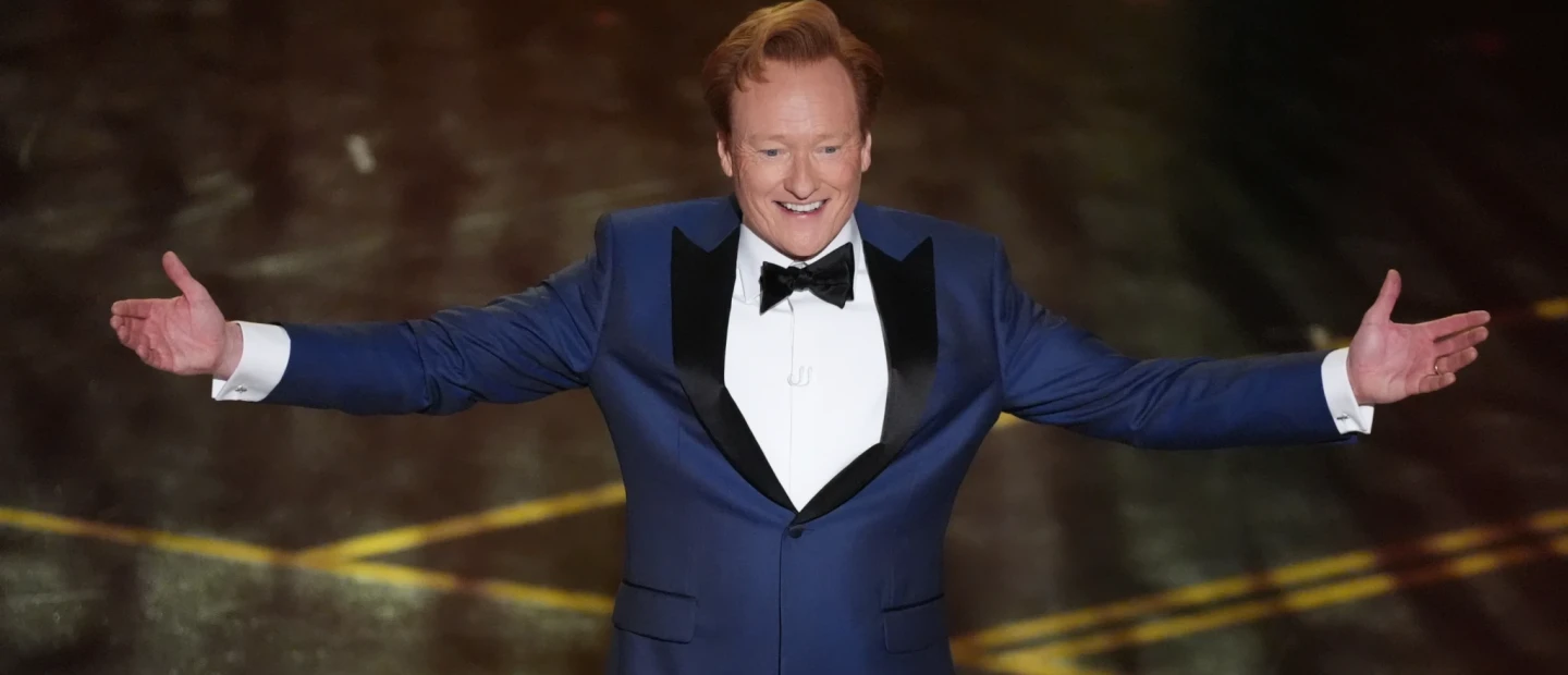 O Conan O Brien έκανε μια από τις πιο εντυπωσιακές εισόδους στα 98α Όσκαρ
