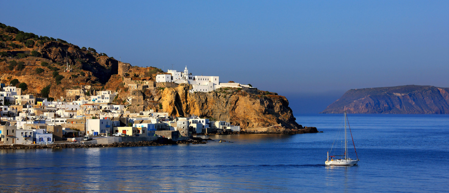 Το ελληνικό νησί που εκθρονίζει τη Σαντορίνη σύμφωνα με τους Γάλλους