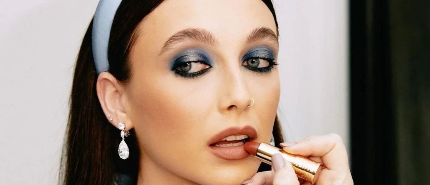 Icy Blue Eyshadow: Επέστρεψε και είναι πιο cool από ποτέ