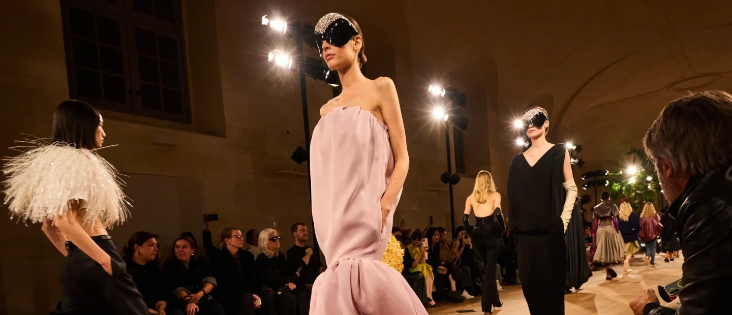 Dopamine Dress: Τα χρώματα της άνοιξης που ανυπομονούμε να δοκιμάσουμε