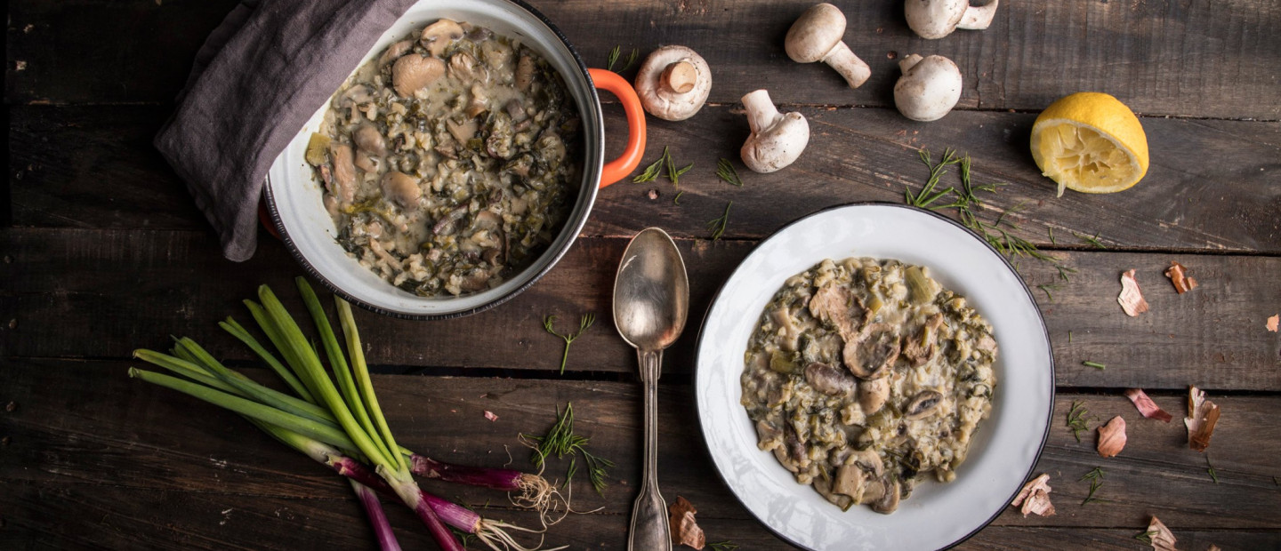 Οι 3+1 παραλλαγές της μαγειρίτσας που μπορείτε να δοκιμάσετε το φετινό Πάσχα