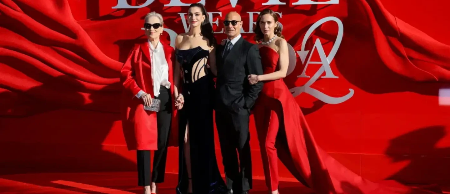 Devil Wears Prada 2: Οι εντυπωσιακές εμφανίσεις των πρωταγωνιστών στο κόκκινο χαλί στην πρεμιέρα στο Λονδίνο