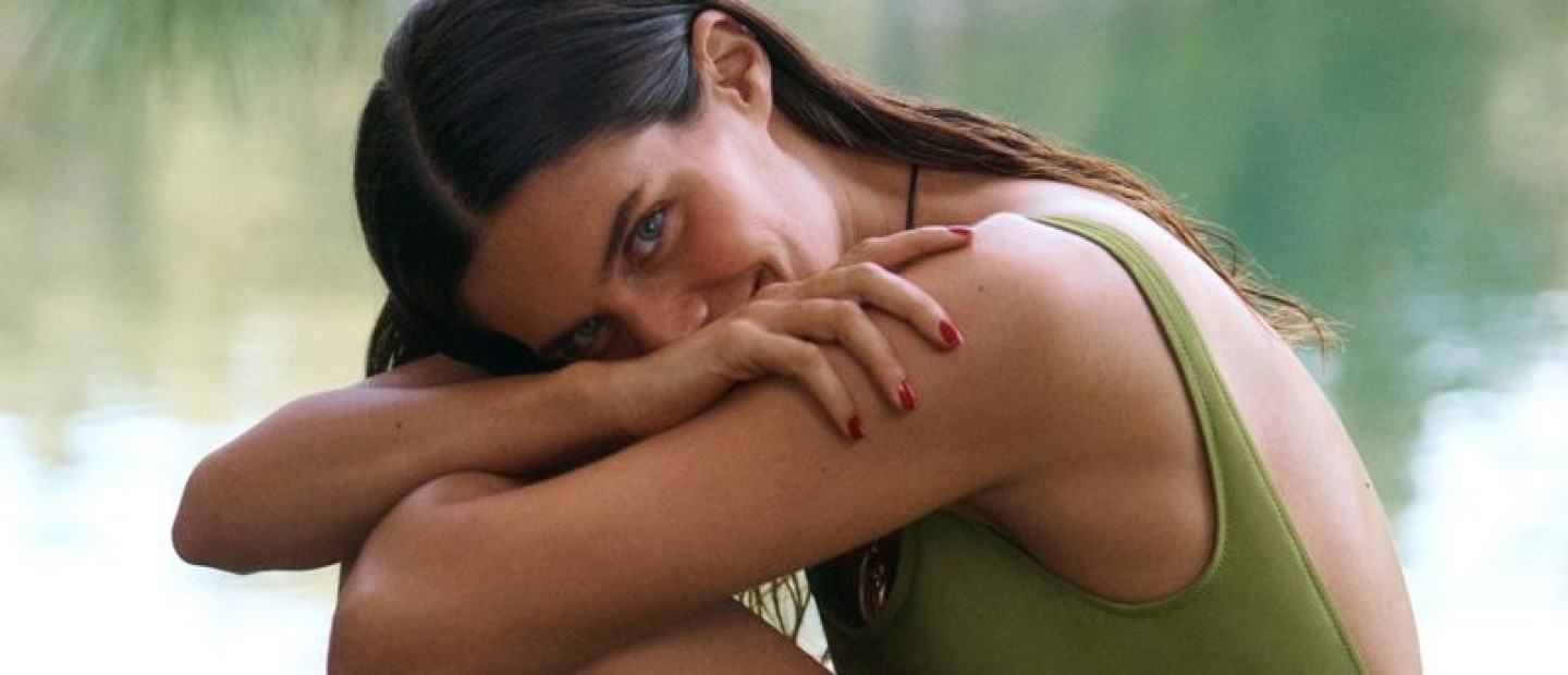 H σωστή σειρά με την οποία πρέπει να εφαρμόζετε τα προϊόντα σας για ένα ultimate summer body routine