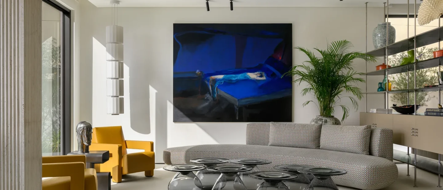 Τα διαχρονικά χρώματα στο interior design που θα φέρουν το καλοκαίρι στο σπίτι σας