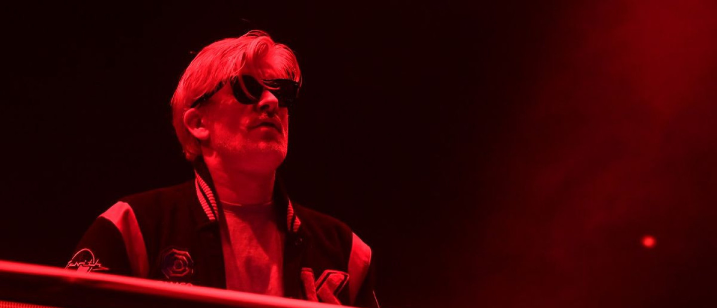Έφυγε από τη ζωή ο Γάλλος DJ και παραγωγός Kavinsky σε ηλικία μόλις 50 ετών