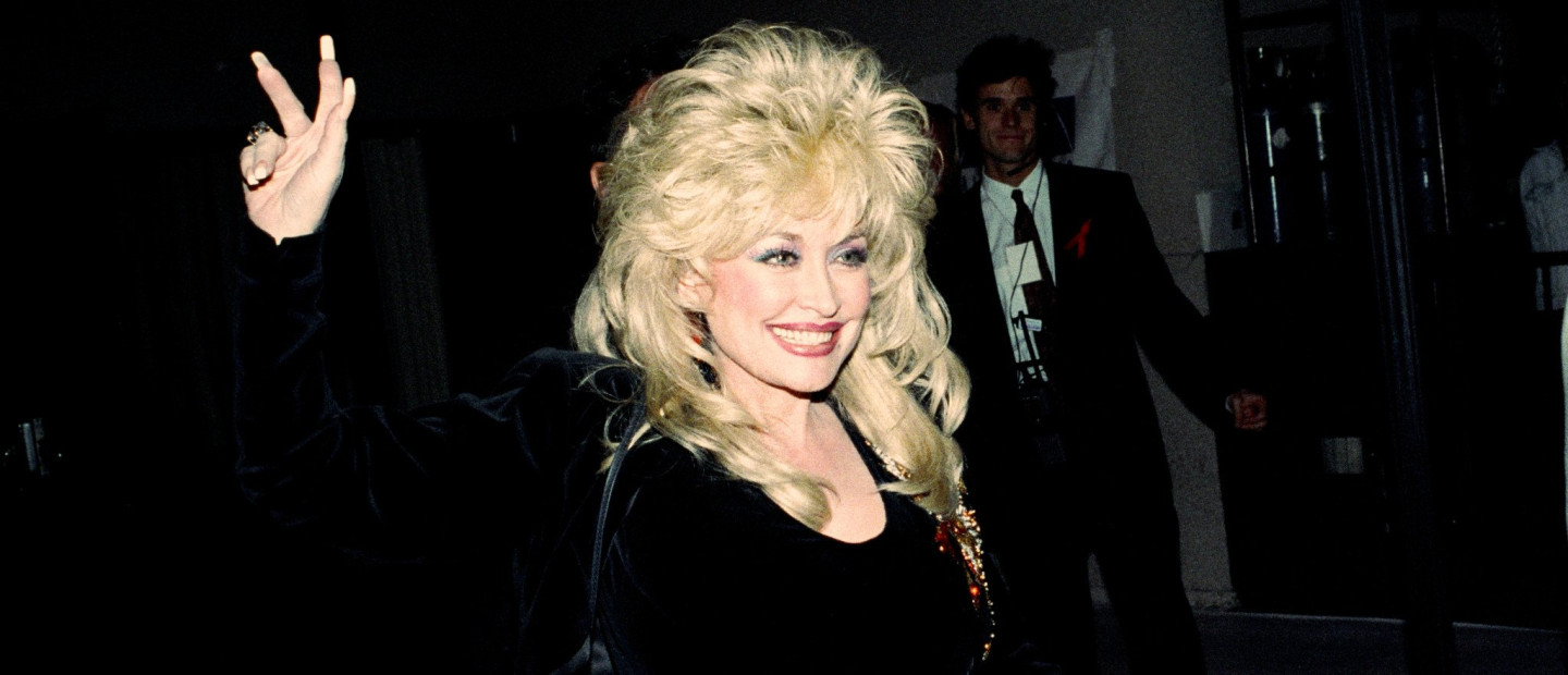 Η βασίλισσα της country μουσικής, Dolly Parton, έφυγε από τη ζωή στα 80 της