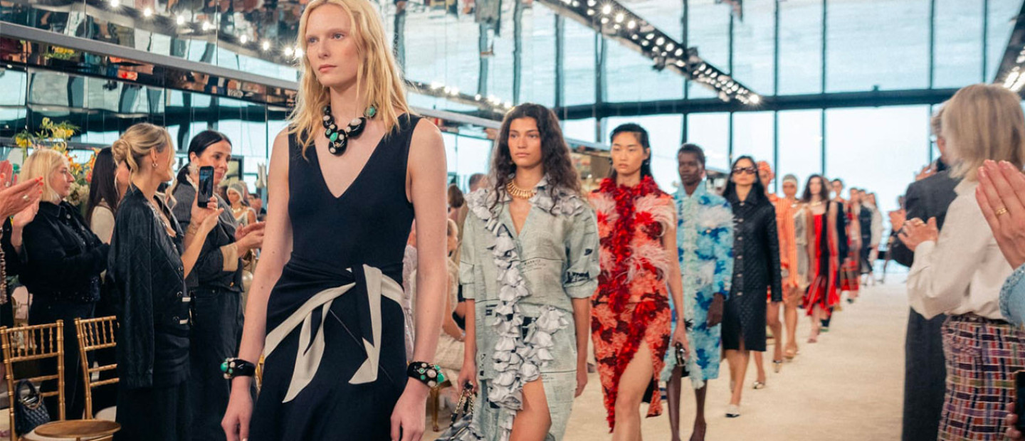Ο οίκος Chanel επιστρέφει στο Deauville για τη συλλογή Cruise 2027-2028