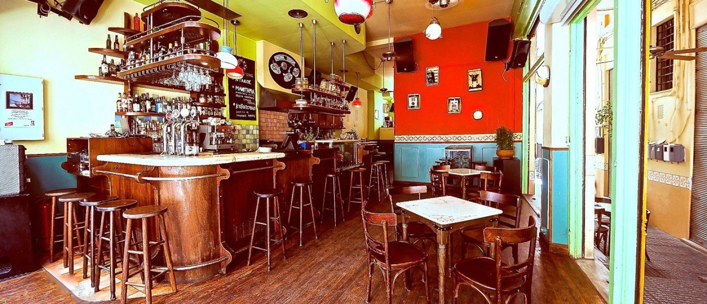 Η εποχή απαιτεί ούζο με παρέα: Ιδού τα μέρη για να το απολαύσετε