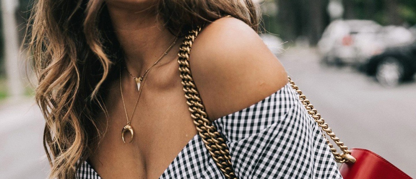  Moon necklace: αυτό είναι το νέο κόσμημα-εμμονή