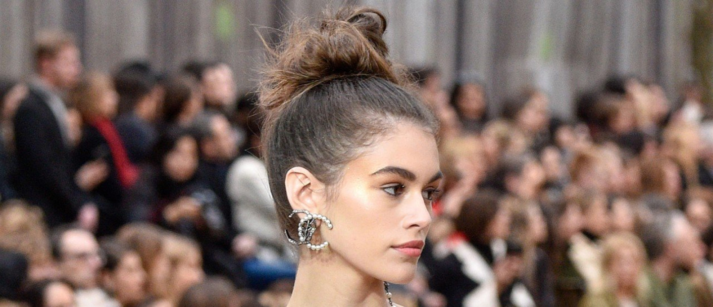 Εύκολα updo χτενίσματα για να νικήσετε τη ζέστη του καλοκαιριού 