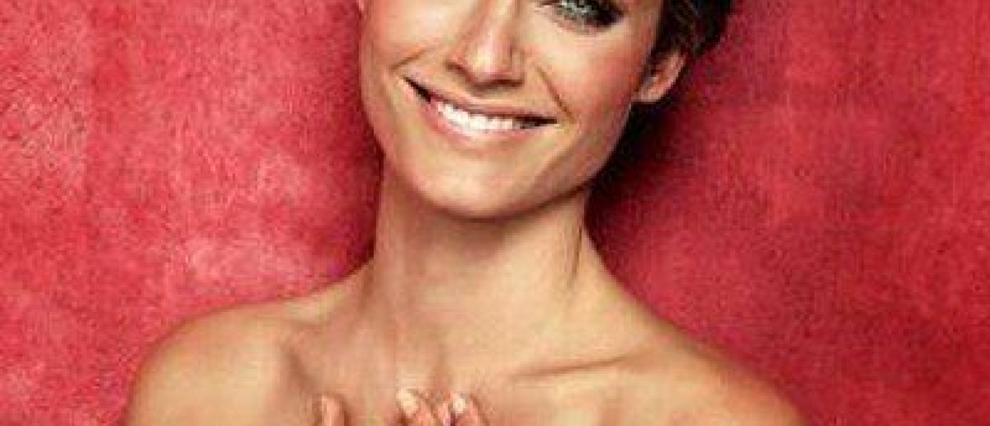 Amber Valletta