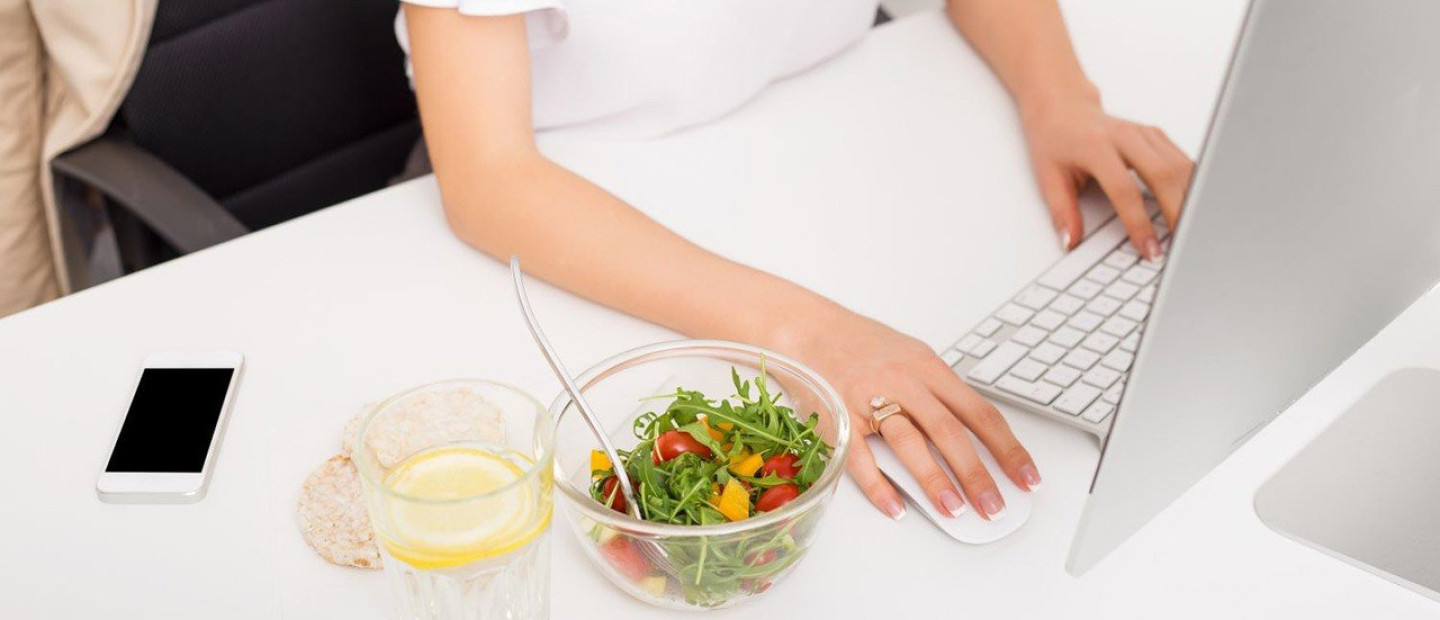 3 συνταγές για υγιεινά lunch meals με λιγότερες από 500 θερμίδες