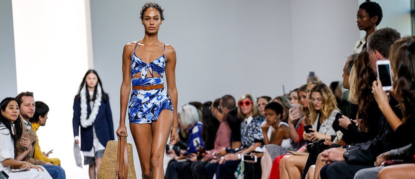 Tropical Vibes: εμπνευστείτε από τη πιο δυνατή καλοκαιρινή τάση