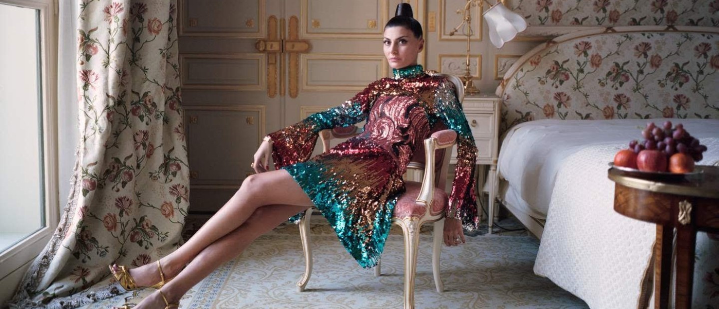 Look of the week: Αυτά είναι τα party dresses που φορούν οι celebrities 