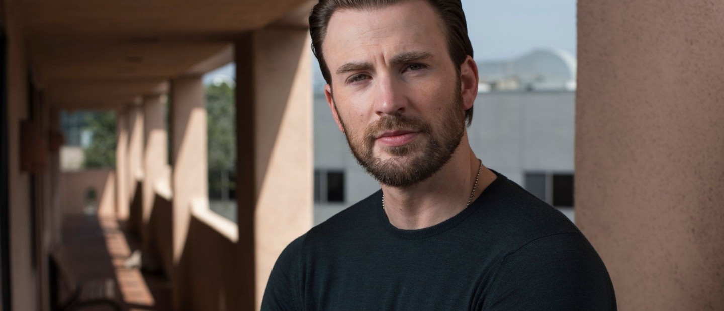 Chris Evans: Ο ηθοποιός πίσω από το είδωλο του Captain America