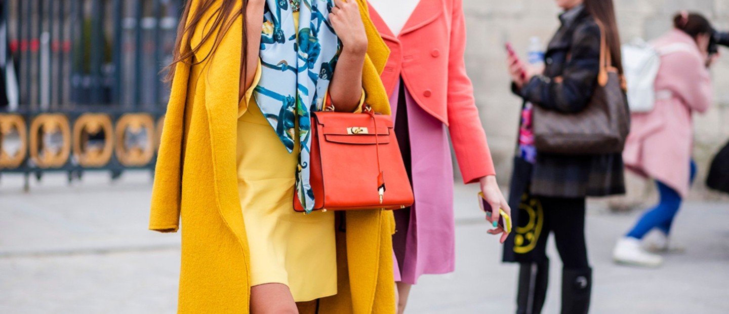 Τι αποκαλύπτουν για εσάς τα χρώματα που επιλέγετε στα ρούχα σας;