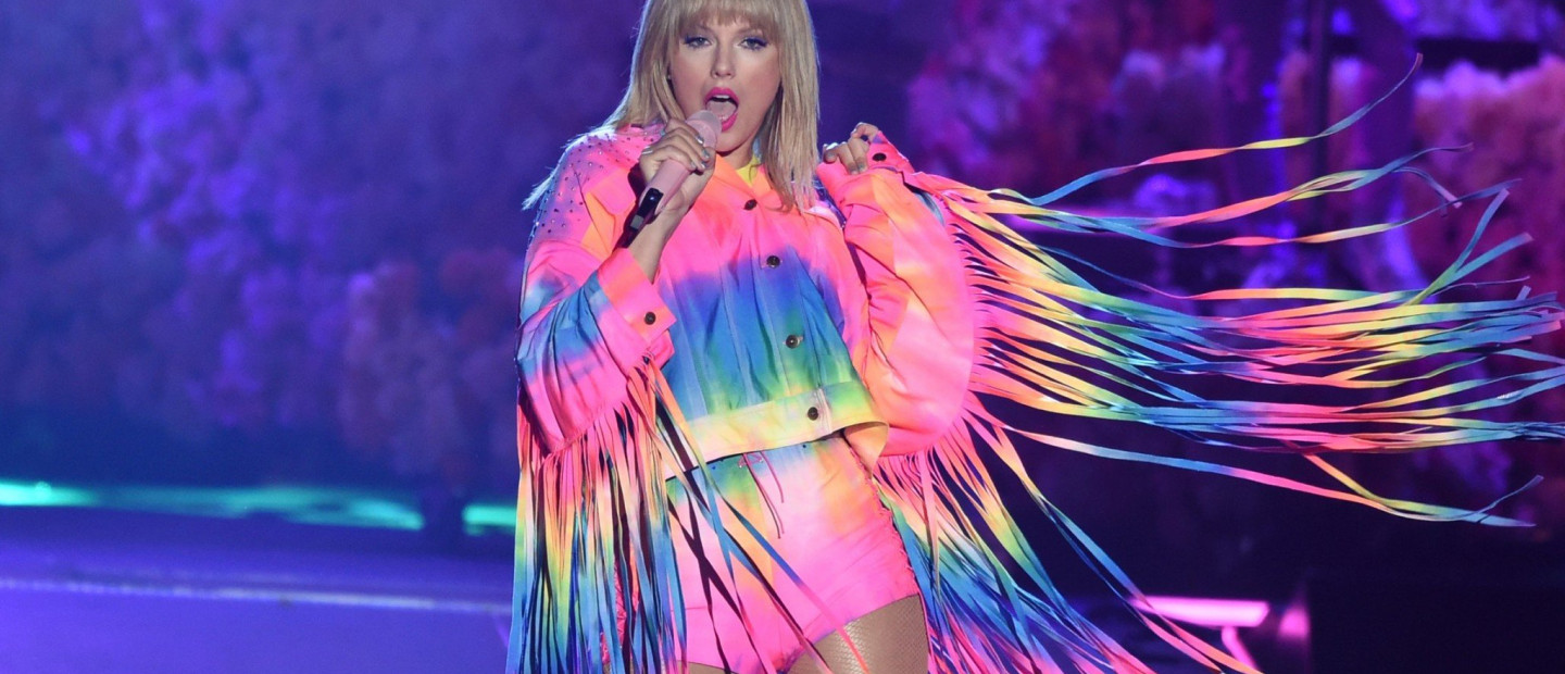 Τα κρυμμένα μηνύματα πίσω από το νέο video clip της Taylor Swift