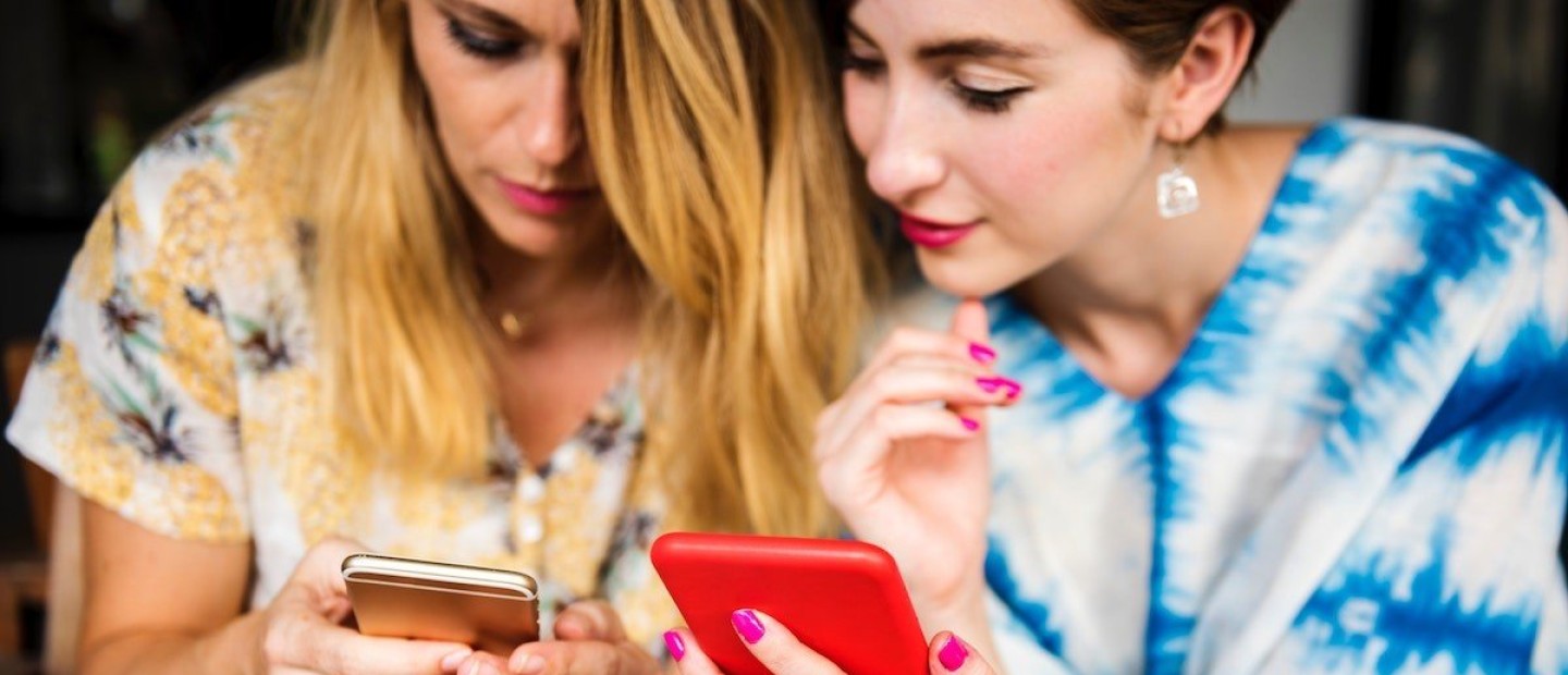 Instagram stories: Ζούμε τη στιγμή ή για μια φωτογραφία; 