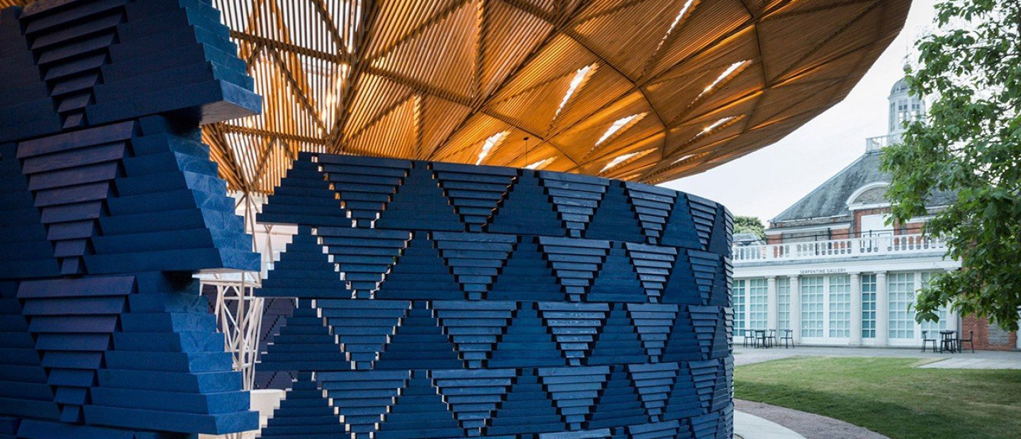 O Diébédo Francis Kéré είναι ο αρχιτέκτονας του Serpentine Pavillon για το 2017