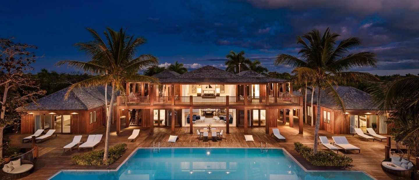 Αυτή η απίθανη κατοικία στην Καραϊβική μέχρι πρόσφατα ανήκε στον Bruce Willis