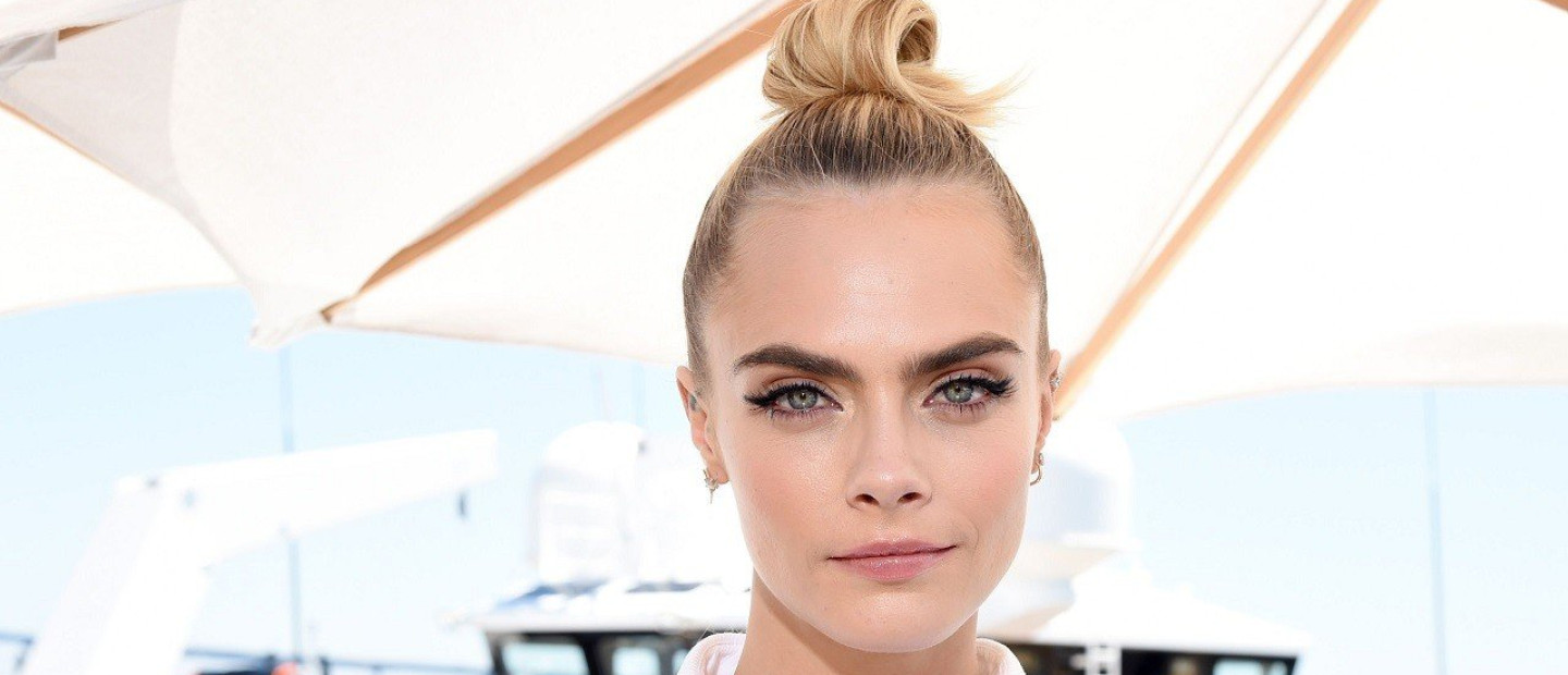 Όταν η Cara Delevingne απαντάει σε προσωπικές ερωτήσεις