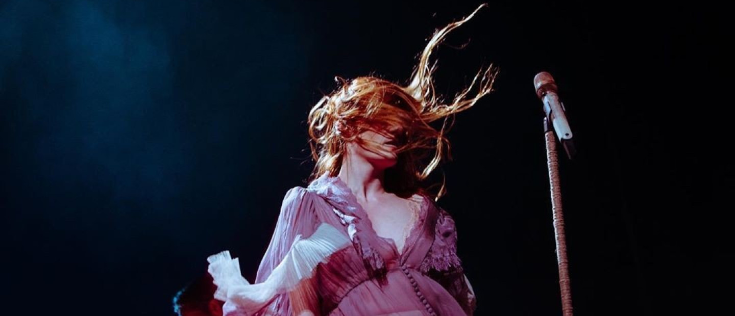 Η απίθανη Florence Welsh στο Ηρώδειο κι ό,τι άλλο ξεχωρίσαμε αυτήν την εβδομάδα