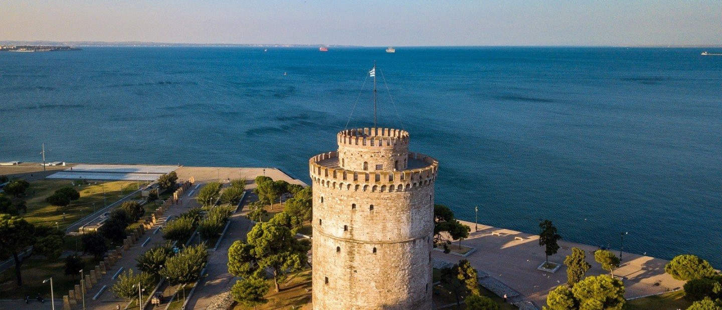 Pre Christmas events στη Θεσσαλονίκη: Ο απόλυτος οδηγός διασκέδασης για αυτό το τριήμερο 