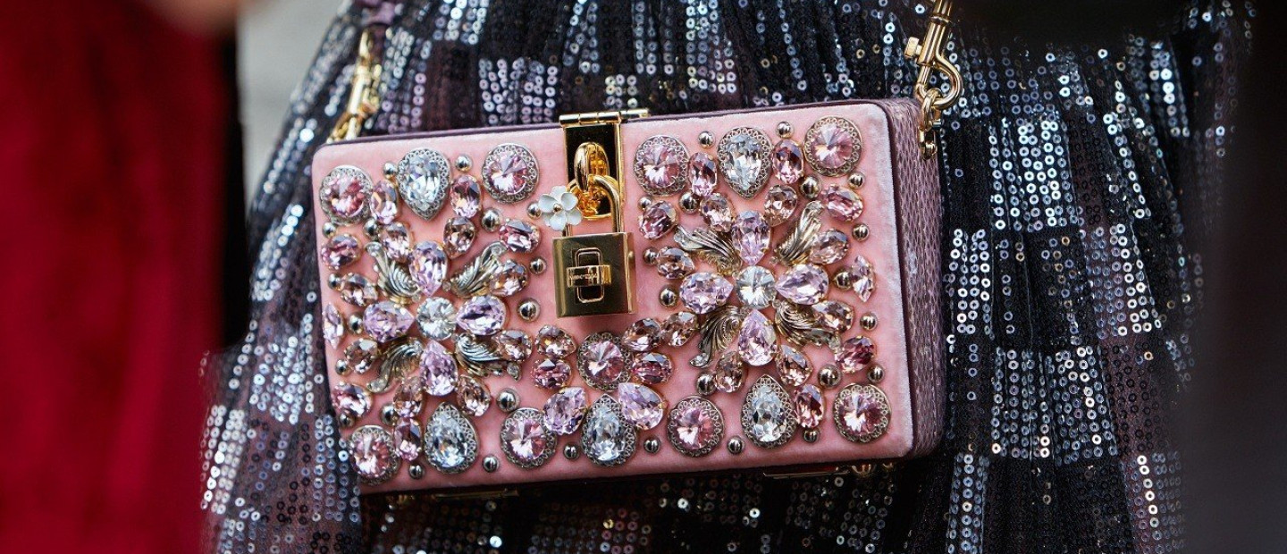 Τα party τσαντάκια που θα απογειώσουν τις εμφανίσεις σας 