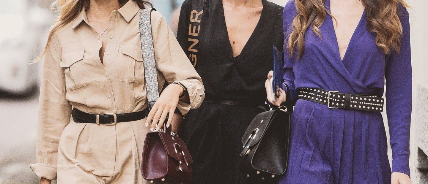 Ψωνίστε στις εκπτώσεις σαν επαγγελματίες με τη βοήθεια των fashion experts 