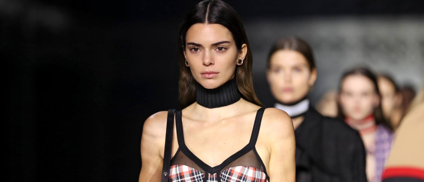 London Fashion Week: Έριξε αυλαία με τον οίκο Burberry να μονοπωλεί το ενδιαφέρον του front row 