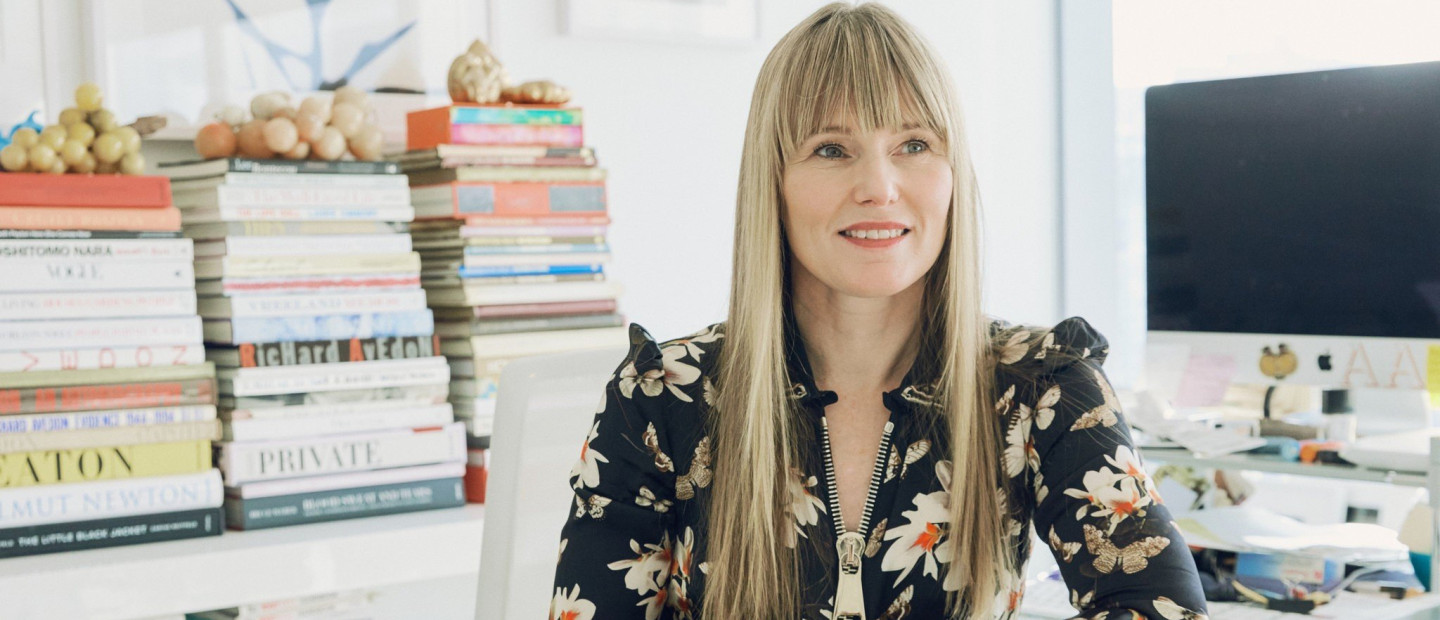 Office Makeover στο σπίτι: Ανανεώστε το background στις βιντεοκλήσεις σας με αυτά τα 5+1 tips 