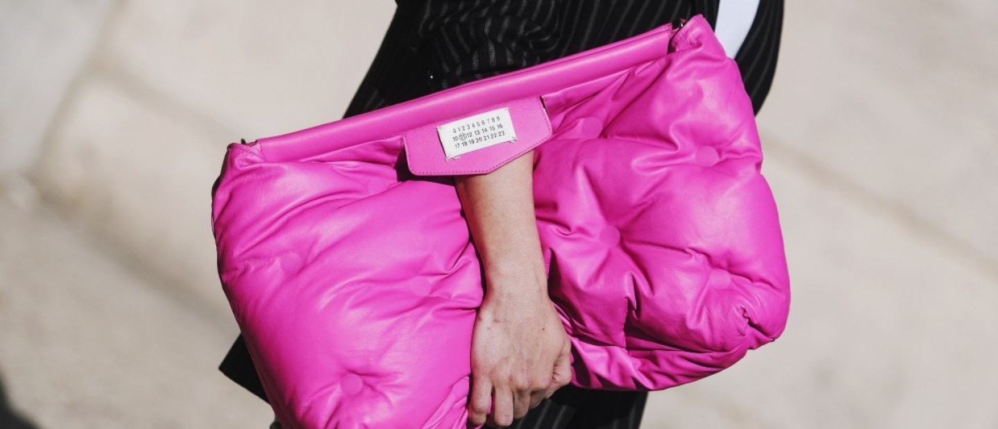 ‘00s come back: Υποδεχθείτε τις πιο hot τάσεις των millennials κι εντάξτε τες στα σύνολά σας