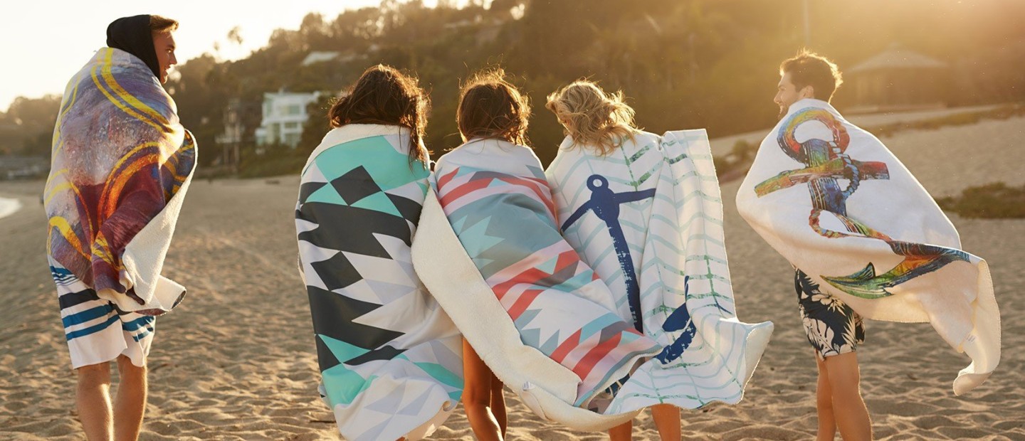 Oι πιο τέλειες πετσέτες θαλάσσης για να αισθάνεστε άνεση & προστασία στην παραλία 