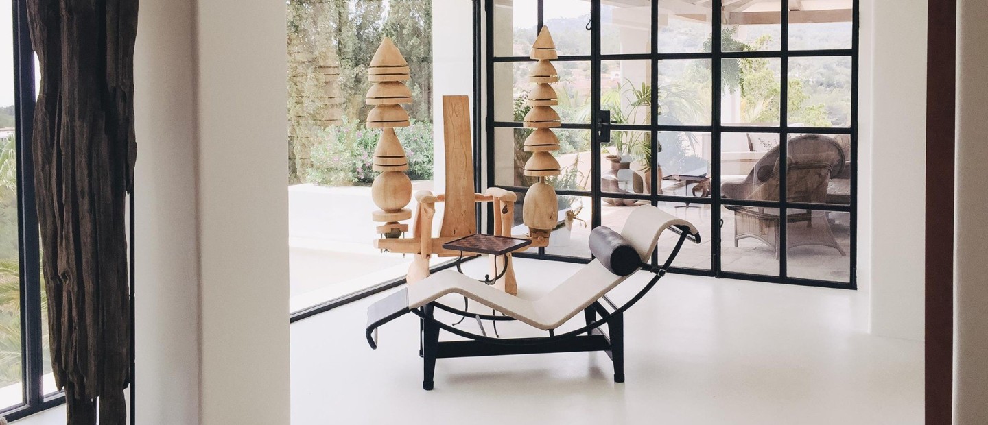 Το Es Cubells στην Ίμπιζα είναι μια αιθέρια κατοικία με boho διακόσμηση 