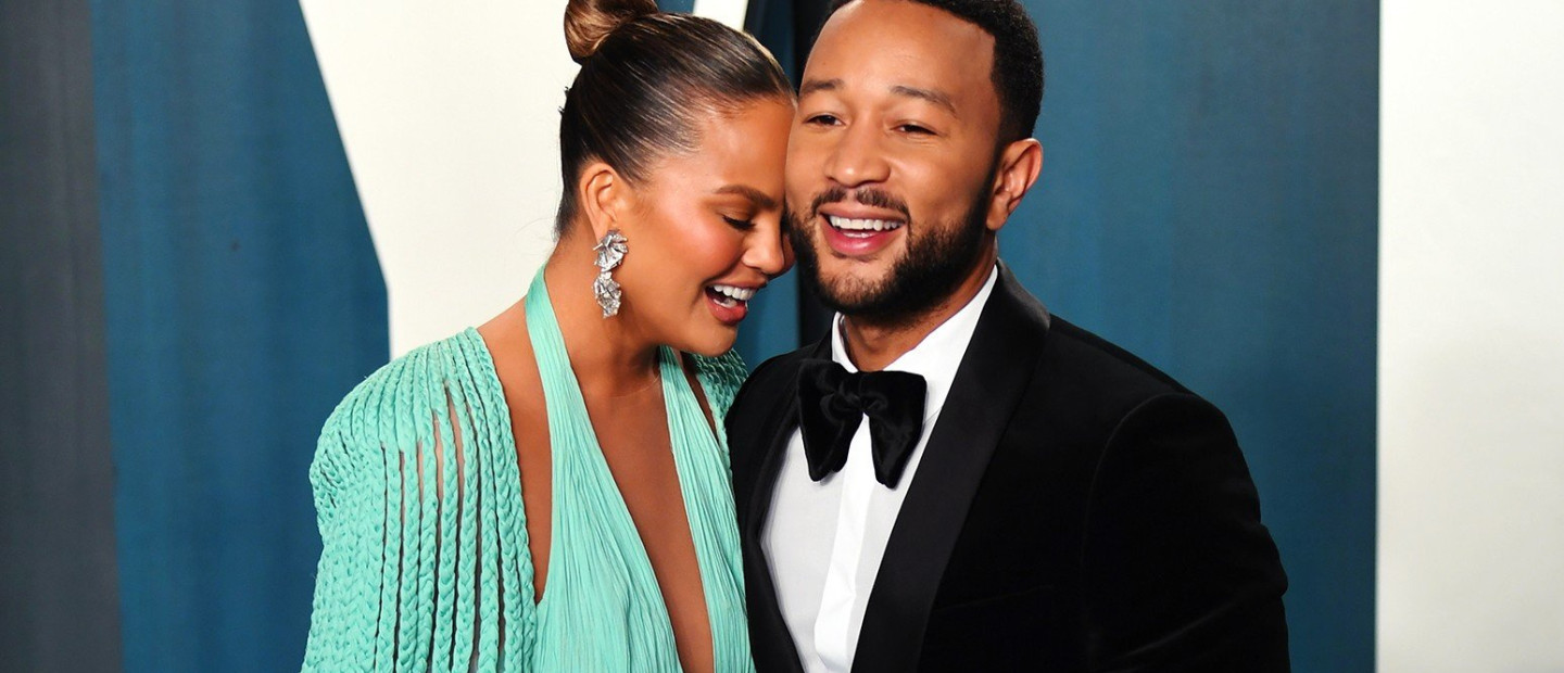 Chrissy Teigen & John Legend: Το πιο αγαπημένο ζευγάρι του Hollywood περιμένει το 3ο του παιδί 