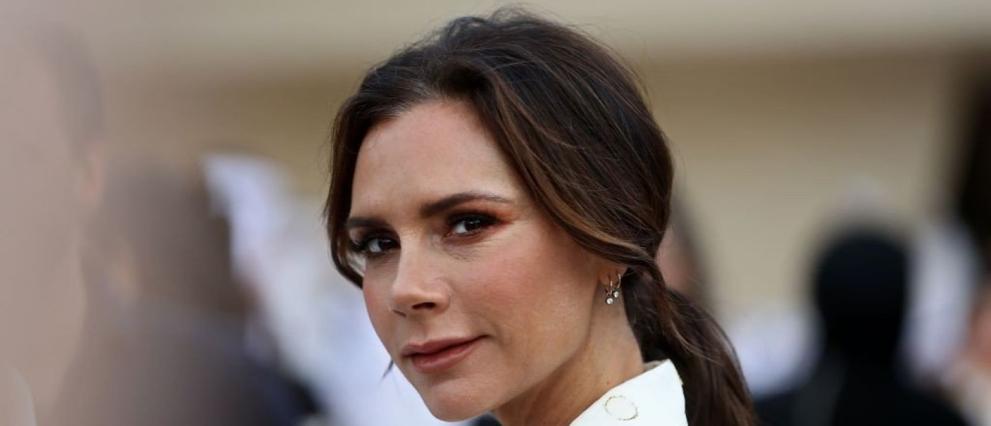 Victoria Beckham: 7 μυστικά που τη διατηρούν λαμπερή στα 47 