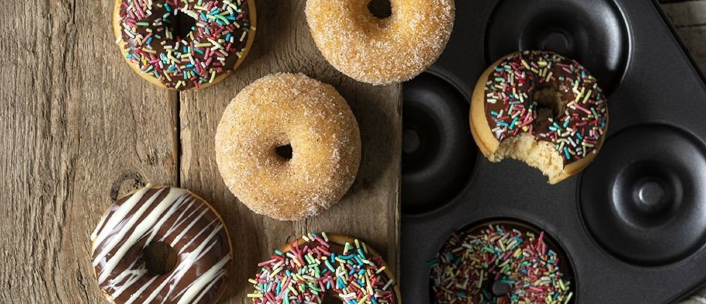 Δημιουργήστε τα πιο νόστιμα mini donuts φούρνου για να απολαύσετε εσείς & οι καλεσμένοι σας στο σπίτι