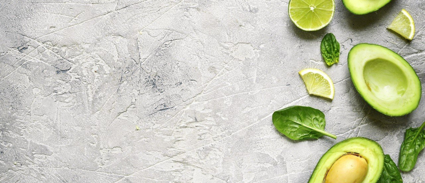 Μάθετε ποια είναι τα θαυματουργά superfoods που θα επαναφέρουν τη χαμένη λάμψη στο πρόσωπό σας